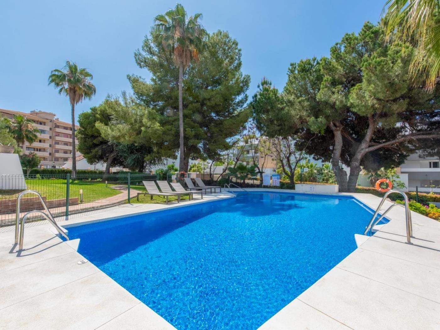 Sol Y Paz 3, With Great Location Apartamento Marbella